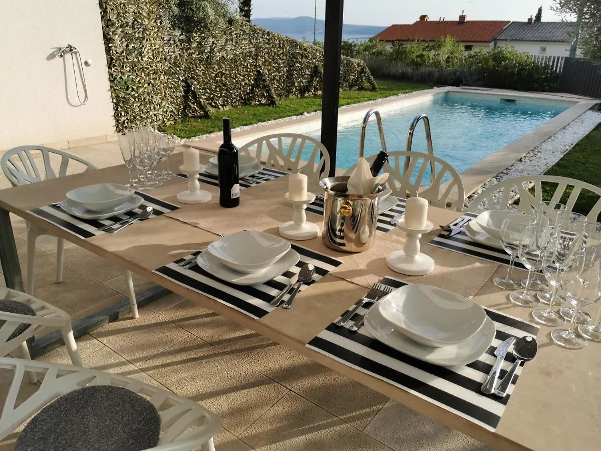 Villa Benic تْسْغيكفانِتْسا